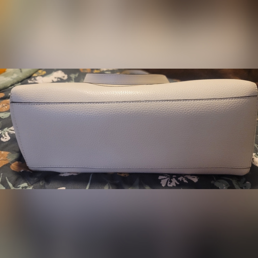 MK tote - Picture 4 of 10